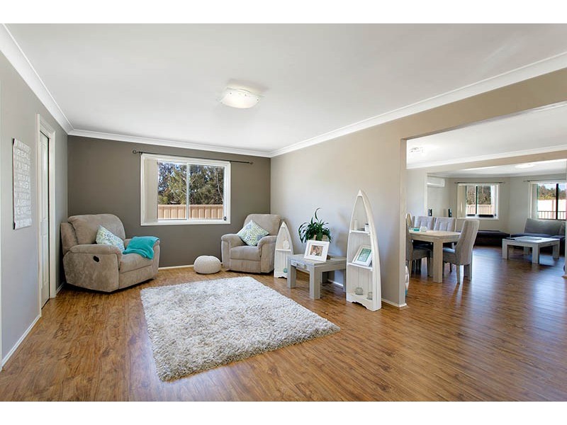 32 Tabourie Close, Flinders NSW 2529