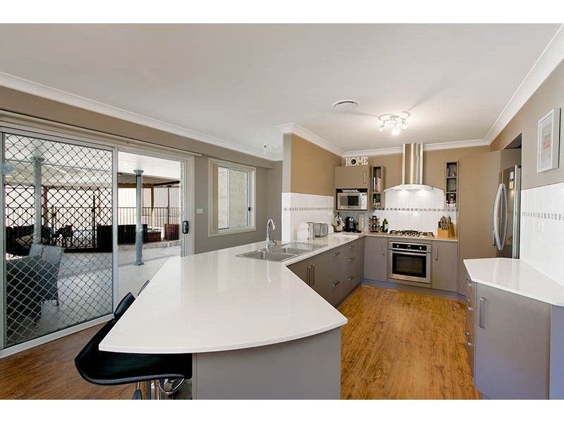 32 Tabourie Close, Flinders NSW 2529