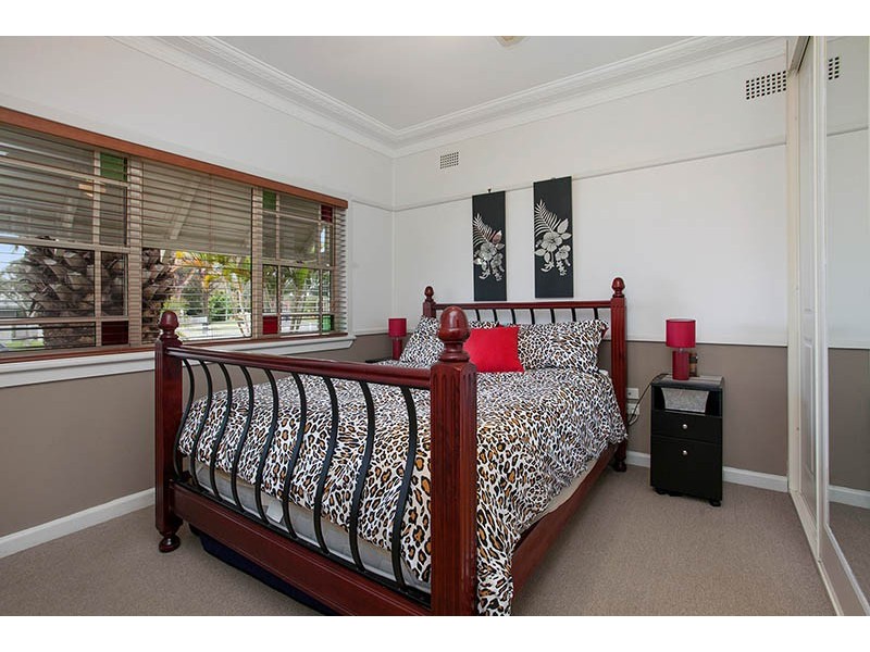 80 Koona Street, Albion Park Rail NSW 2527