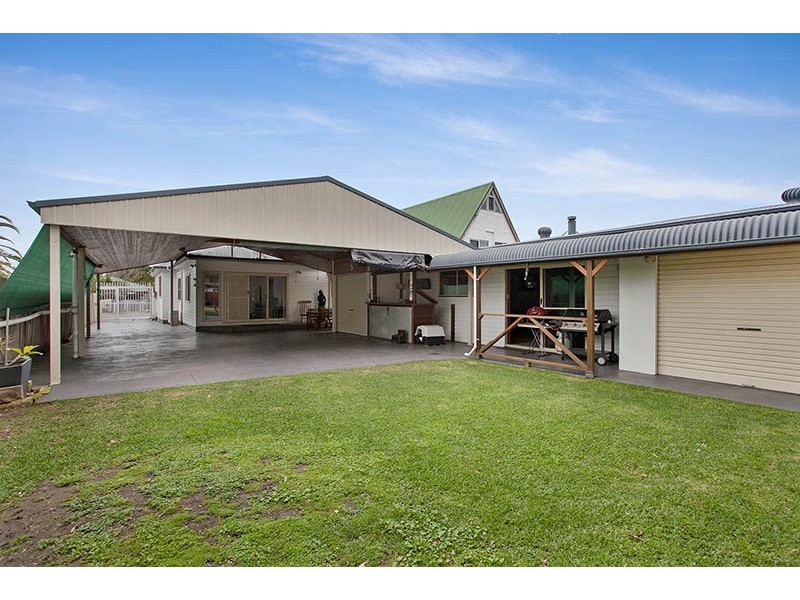 80 Koona Street, Albion Park Rail NSW 2527