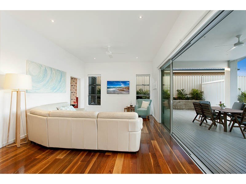 13 Knoll Drive, Shell Cove NSW 2529