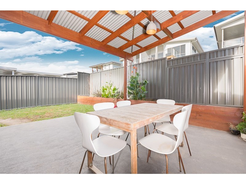 13 Cascade Circuit, Albion Park NSW 2527