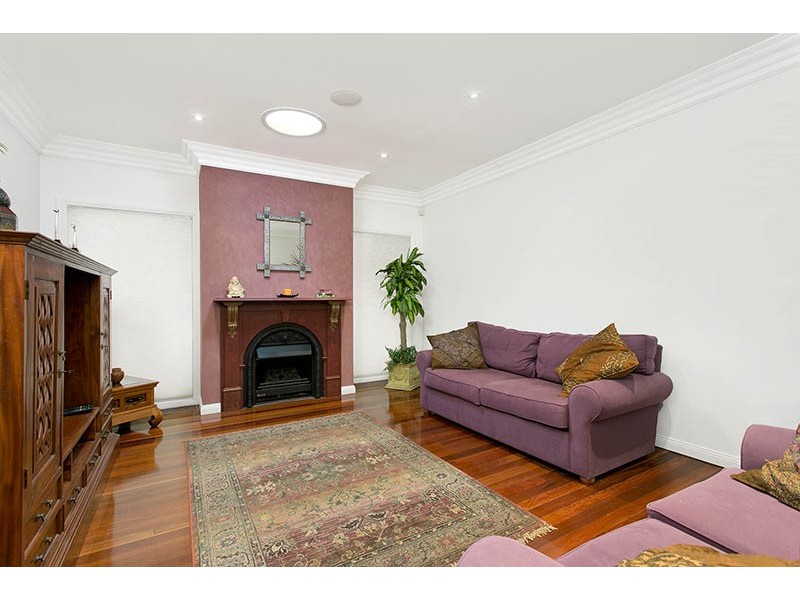 1 Eastern Avenue, Shellharbour NSW 2529