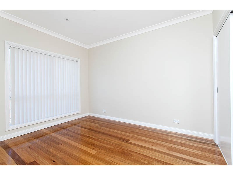 2A Antrim Avenue, Warilla NSW 2528