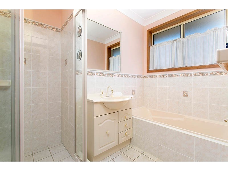 32 The Circuit, Shellharbour NSW 2529