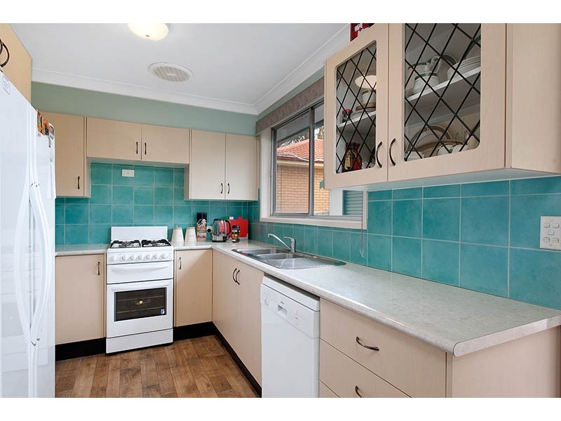 19 Henricks Parade, Mount Warrigal NSW 2528