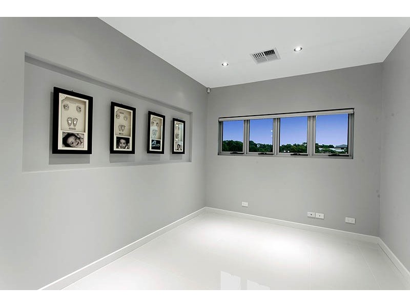 23 Hinchinbrook Drive, Shell Cove NSW 2529