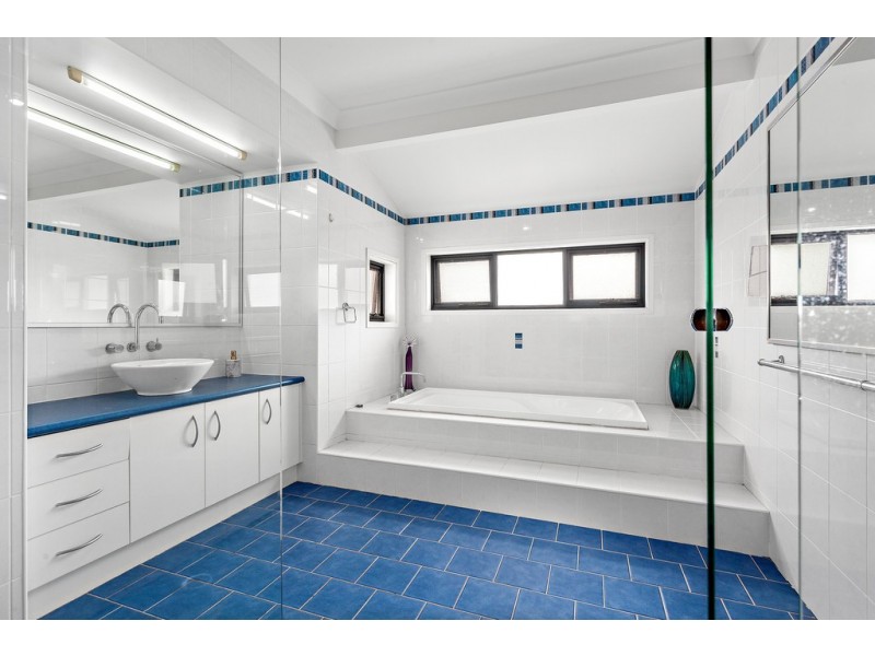 83 Albatross Drive, Blackbutt NSW 2529