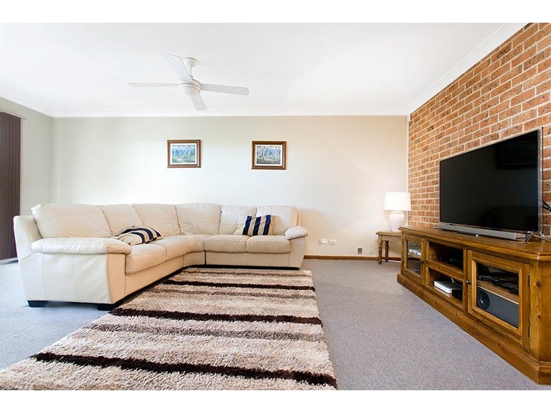 2 The Grove, Shellharbour NSW 2529