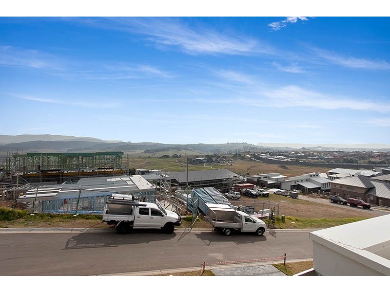 2 Horizons Avenue, Shell Cove NSW 2529