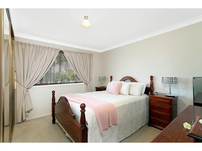 5 Brisbane Place, Barrack Heights NSW 2528