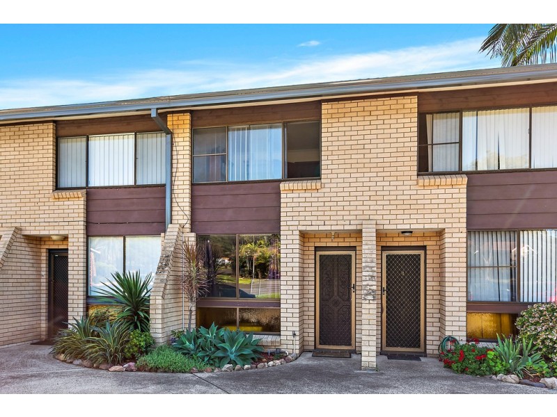 3/2 Blackbutt Way, Barrack Heights NSW 2528