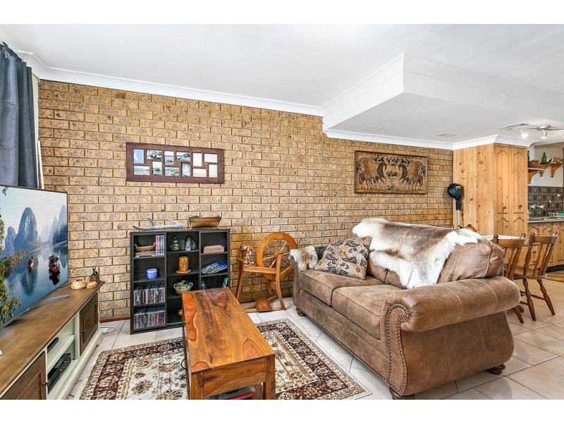 3/2 Blackbutt Way, Barrack Heights NSW 2528