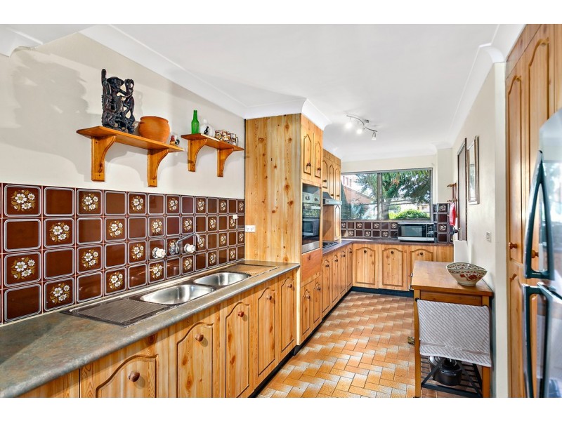 3/2 Blackbutt Way, Barrack Heights NSW 2528