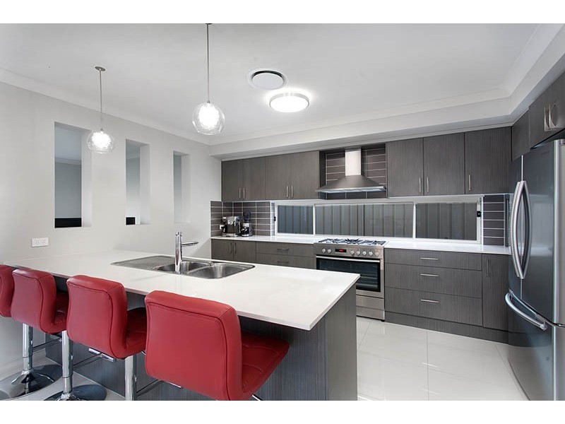 16 Brigantine Drive, Shell Cove NSW 2529