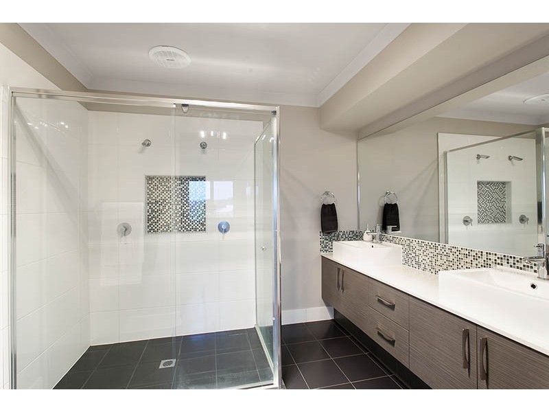 16 Brigantine Drive, Shell Cove NSW 2529