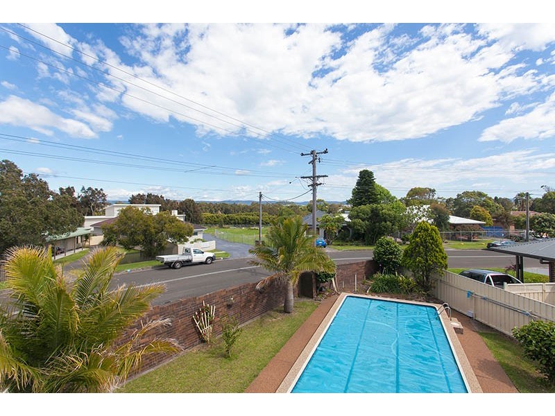 2 Headland Parade, Barrack Point NSW 2528