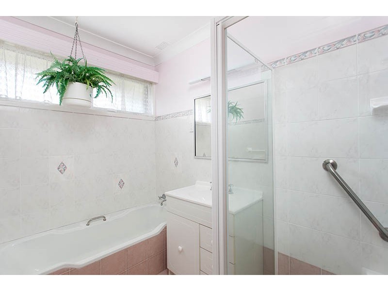 2 Headland Parade, Barrack Point NSW 2528
