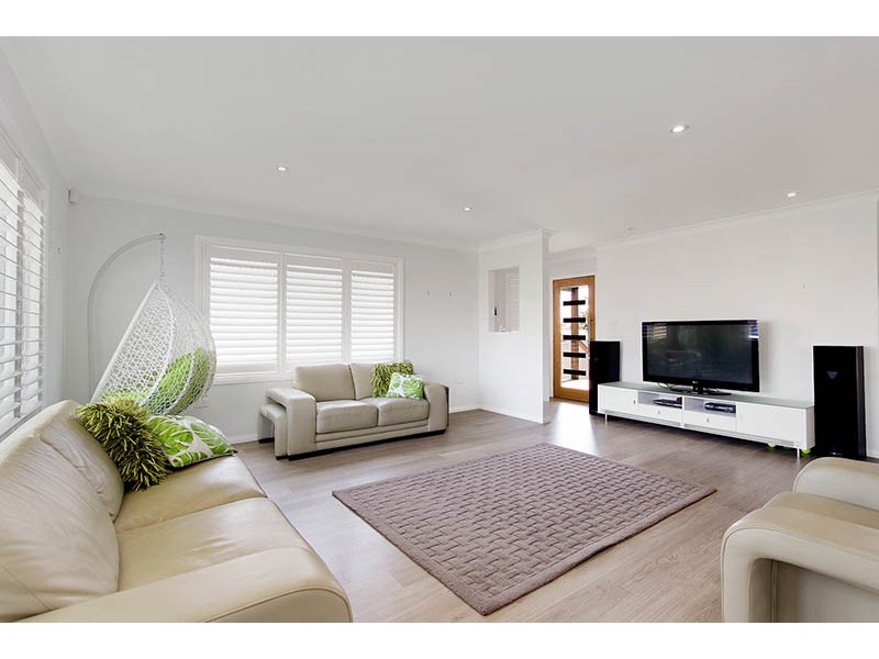 25 Cox Parade, Mount Warrigal NSW 2528