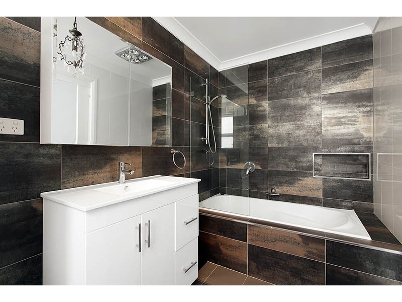 25 Cox Parade, Mount Warrigal NSW 2528