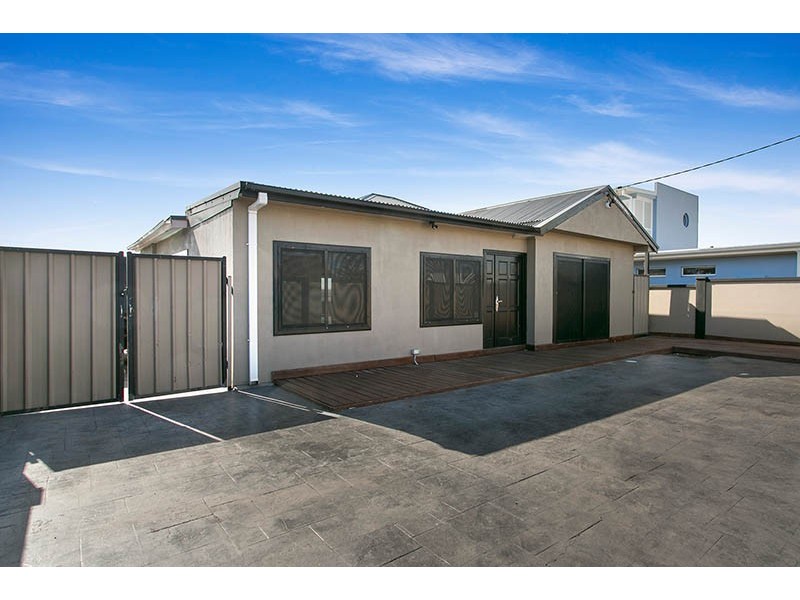 73 Little Lake Crescent, Warilla NSW 2528