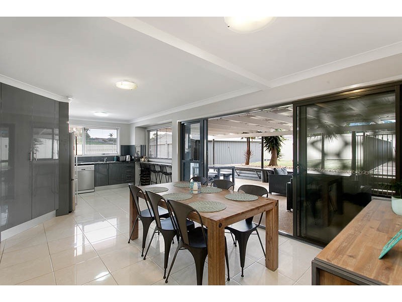 19 Birra Drive, Oak Flats NSW 2529