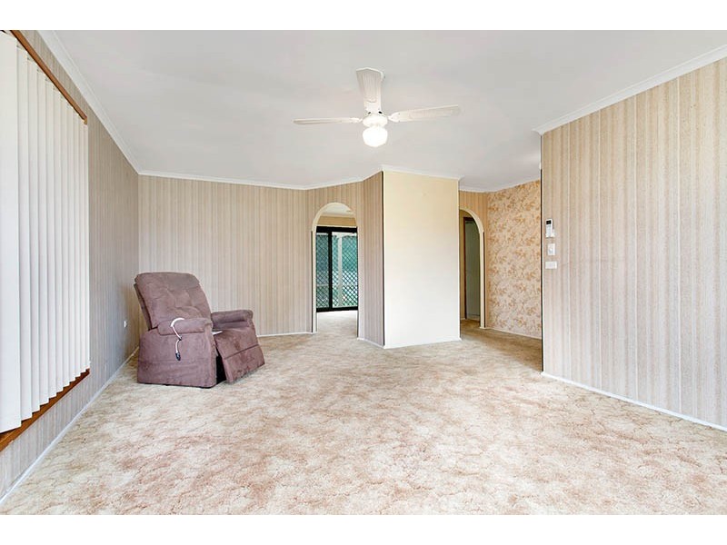 14 Jarrah Way, Albion Park Rail NSW 2527