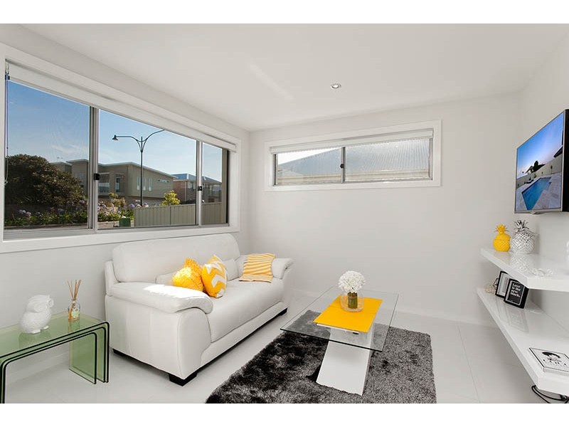 18 Coolum Parkway, Shell Cove NSW 2529