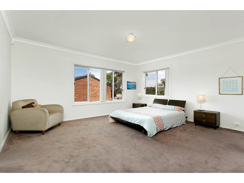 176 Osborne Parade, Warilla NSW 2528