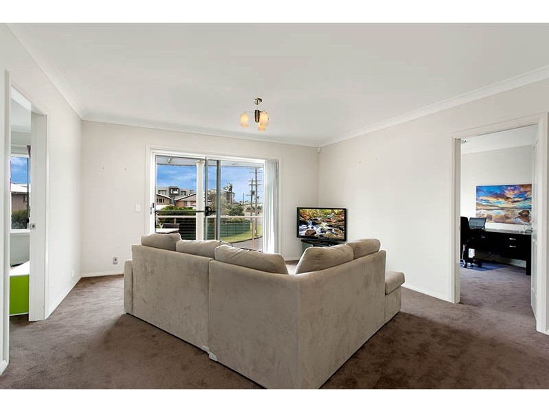 176 Osborne Parade, Warilla NSW 2528