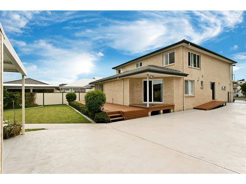 176 Osborne Parade, Warilla NSW 2528