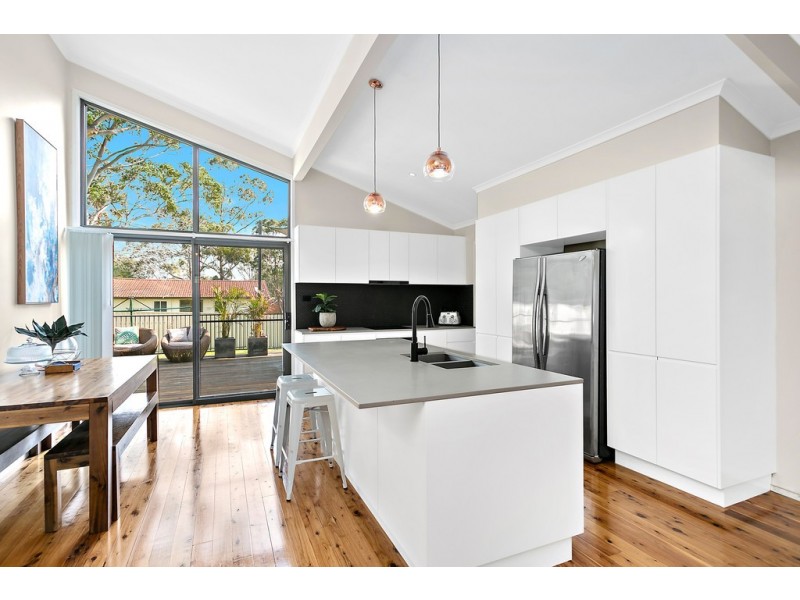 16 Hunter Street, Barrack Heights NSW 2528