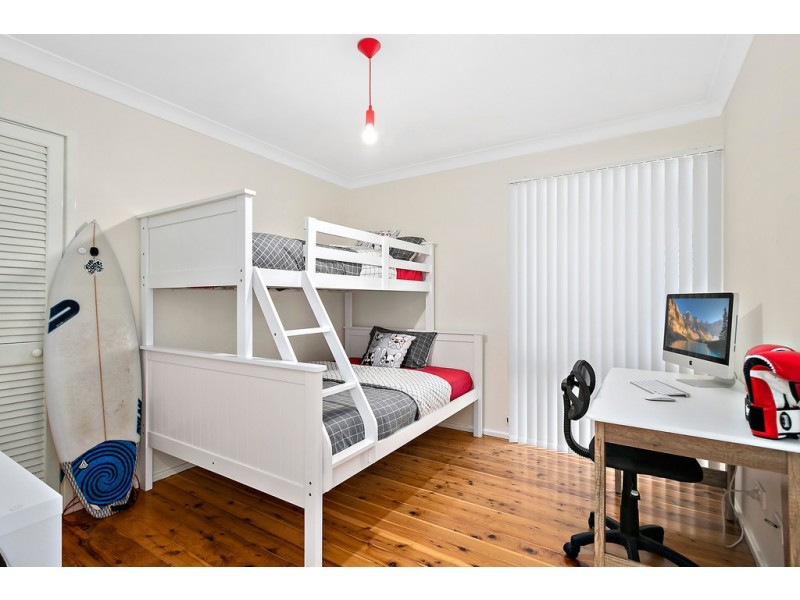 16 Hunter Street, Barrack Heights NSW 2528