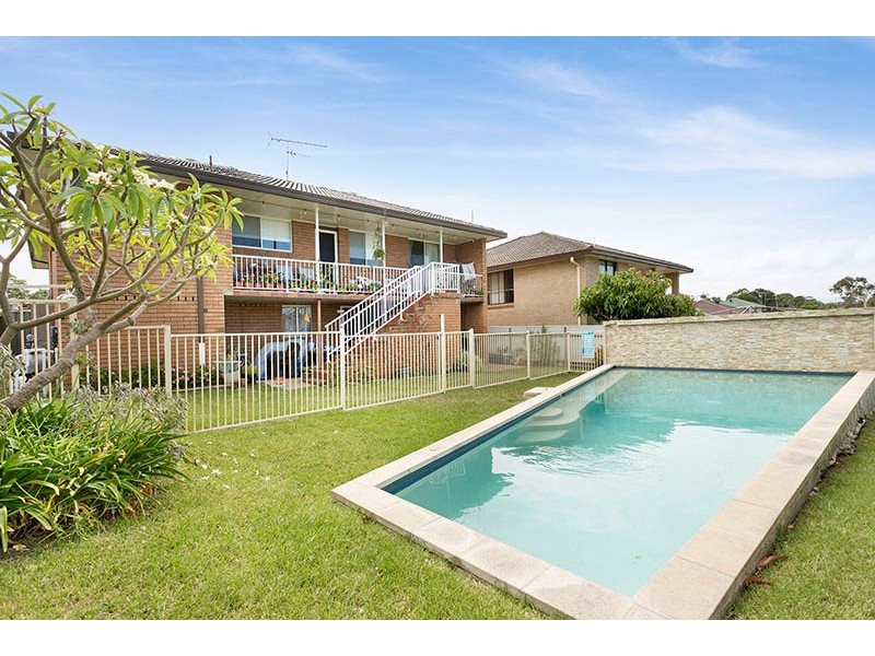 56 Cassia Street, Barrack Heights NSW 2528