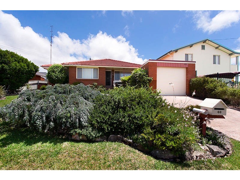 40 Sammat Avenue, Barrack Heights NSW 2528