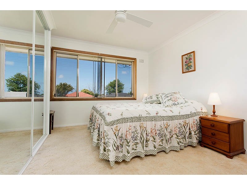 40 Sammat Avenue, Barrack Heights NSW 2528
