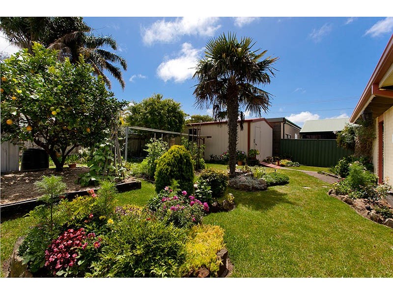 40 Sammat Avenue, Barrack Heights NSW 2528