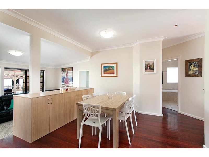 30 Ocean Street, Windang NSW 2528