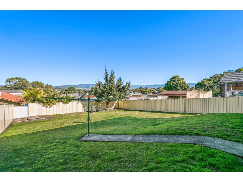 1 Winter Avenue, Mount Warrigal NSW 2528