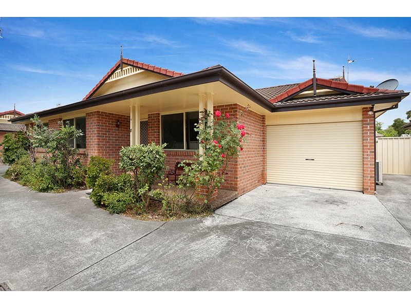 2/5 Koona Street, Albion Park Rail NSW 2527