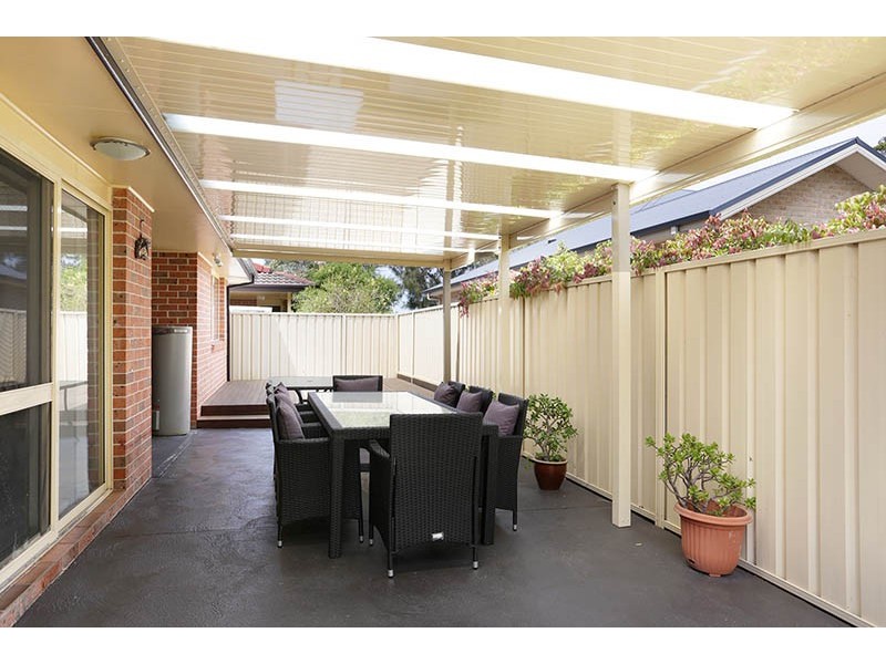 2/5 Koona Street, Albion Park Rail NSW 2527