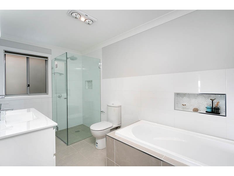 6 Bonville Parkway, Shell Cove NSW 2529