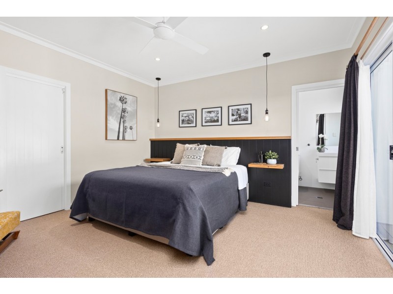 81 Ocean Street, Windang NSW 2528