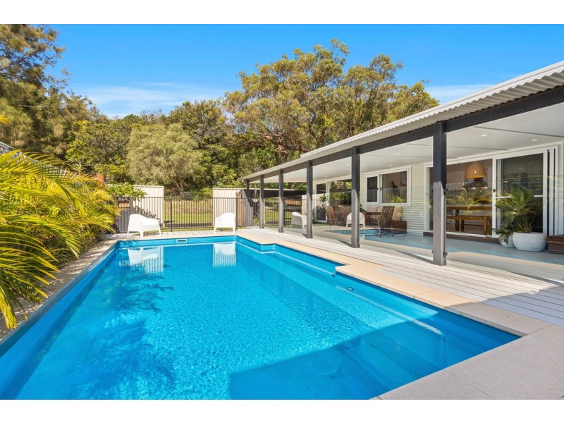 81 Ocean Street, Windang NSW 2528