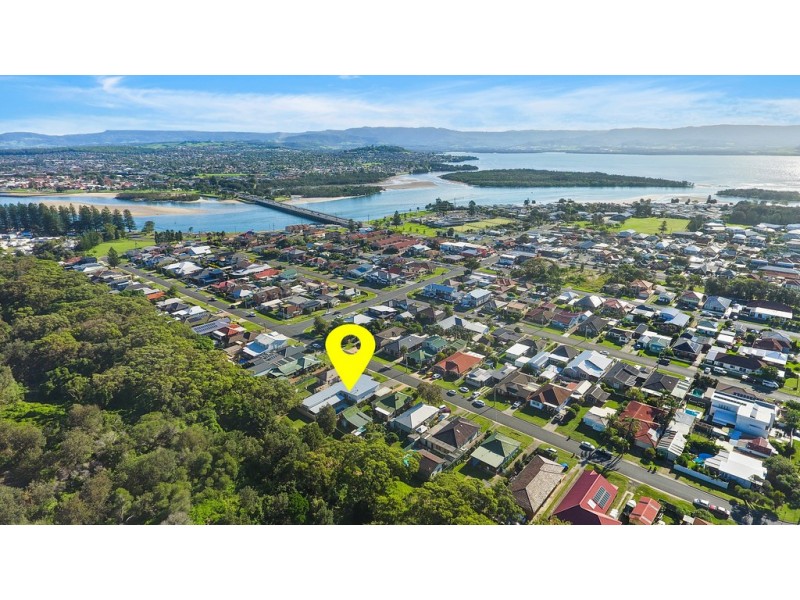 81 Ocean Street, Windang NSW 2528