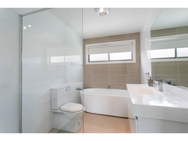 21 Augusta Parkway, Shell Cove NSW 2529