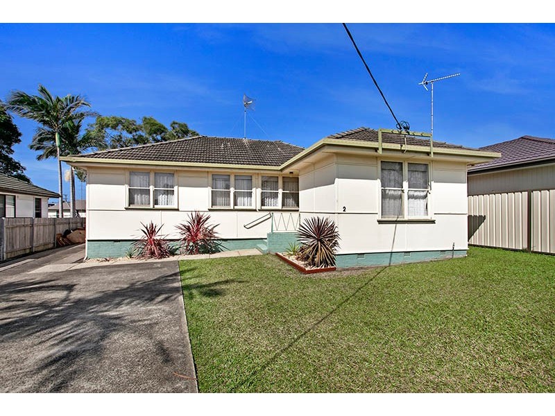 2 Anthony Street, Lake Illawarra NSW 2528