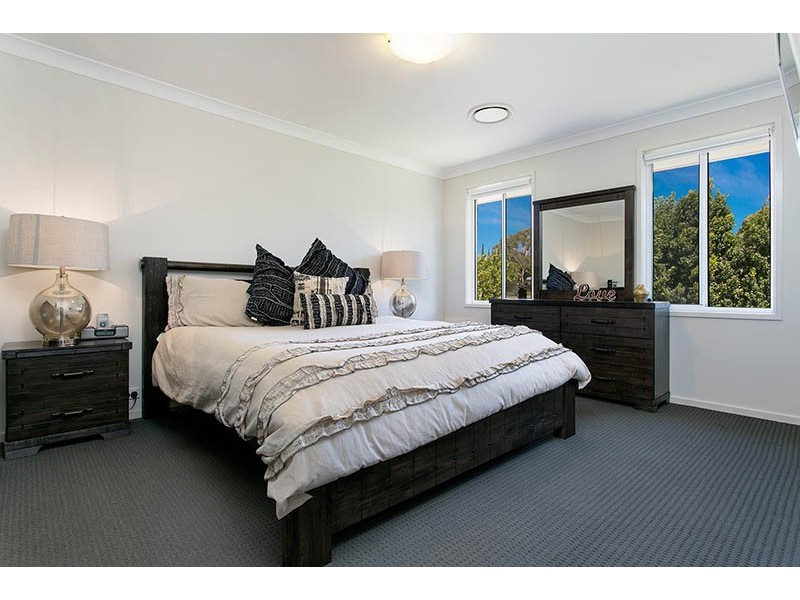 5 Bendoura Crescent, Flinders NSW 2529