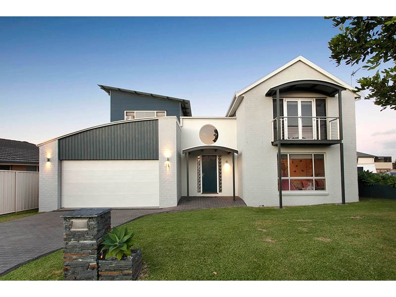 11 Apollo Drive, Shell Cove NSW 2529