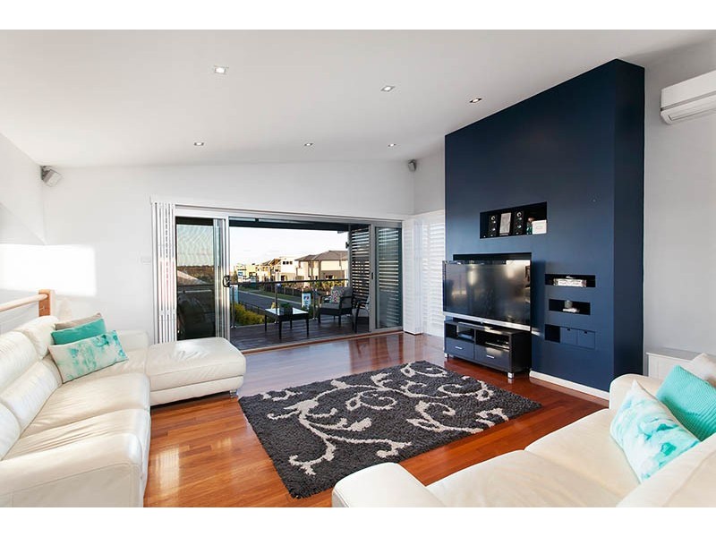 11 Apollo Drive, Shell Cove NSW 2529